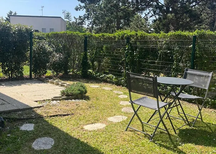 37m With Terrace And Garden Near The Sea カブール