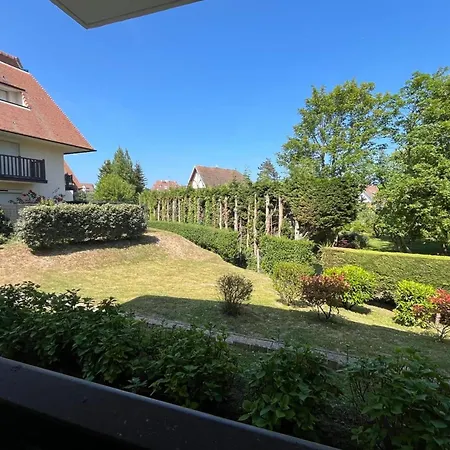 37m With Terrace And Garden Near The Sea *